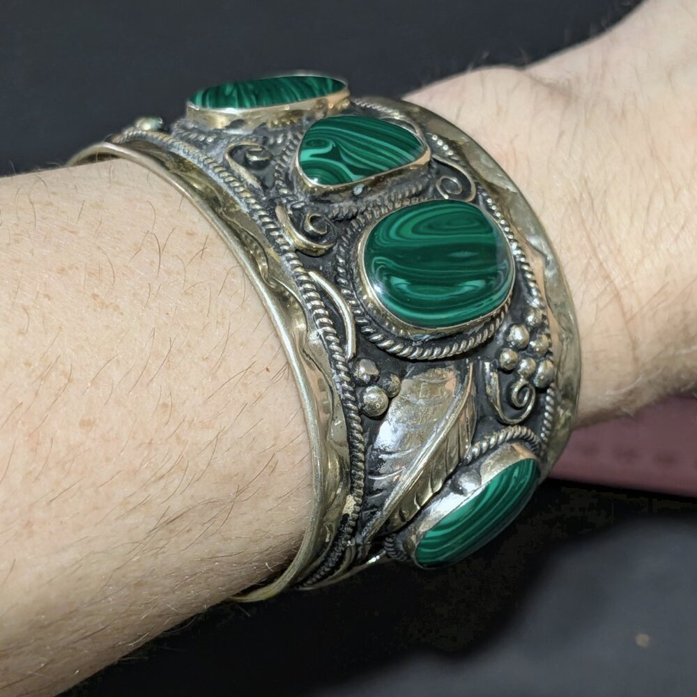 MASSIVE Estate 1950s Native Mexican Malachite Sterling Silver Bracelet - Picture 5 of 6